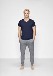 T-Shirt, V-Ausschnitt | Bambus-Viskose | navy -JBS of Denmark Men