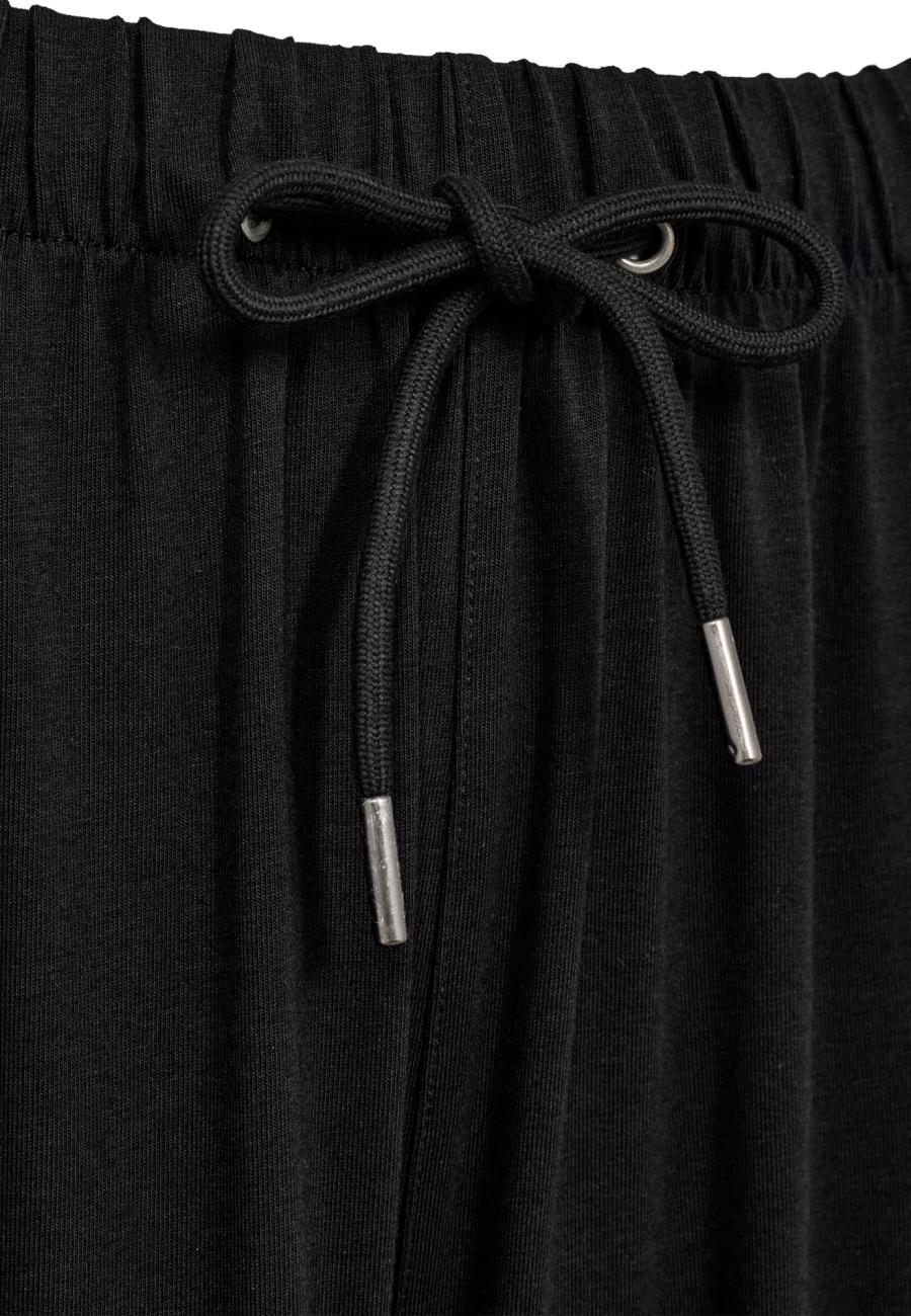 Hose „gerades Bein“ | Bambusviskose | Schwarz -JBS of Denmark Women